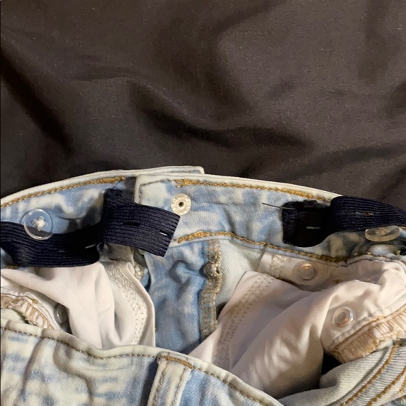 Acid Wash Cut-Off Style Shorts - Picture 4 of 4